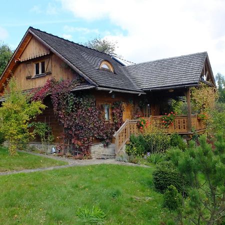 Chata w Beskidach - Drewniany dom stuletni z widokiem na Babią Górę Vila Makow Podhalanski Exterior foto